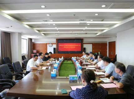 陳印輝與南水北調集團新能源投資有限公司盧健一行交流座談