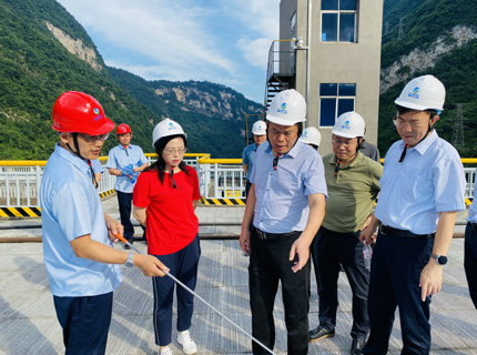 胡甲均調研宜沖橋項目前期工作并檢查澧水公司水庫安全度汛工作